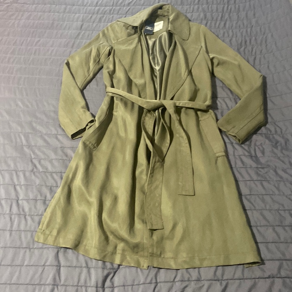 NWT Abercrombie army green trench coat